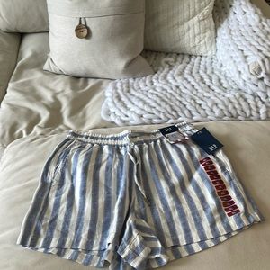 New Gap Shorts